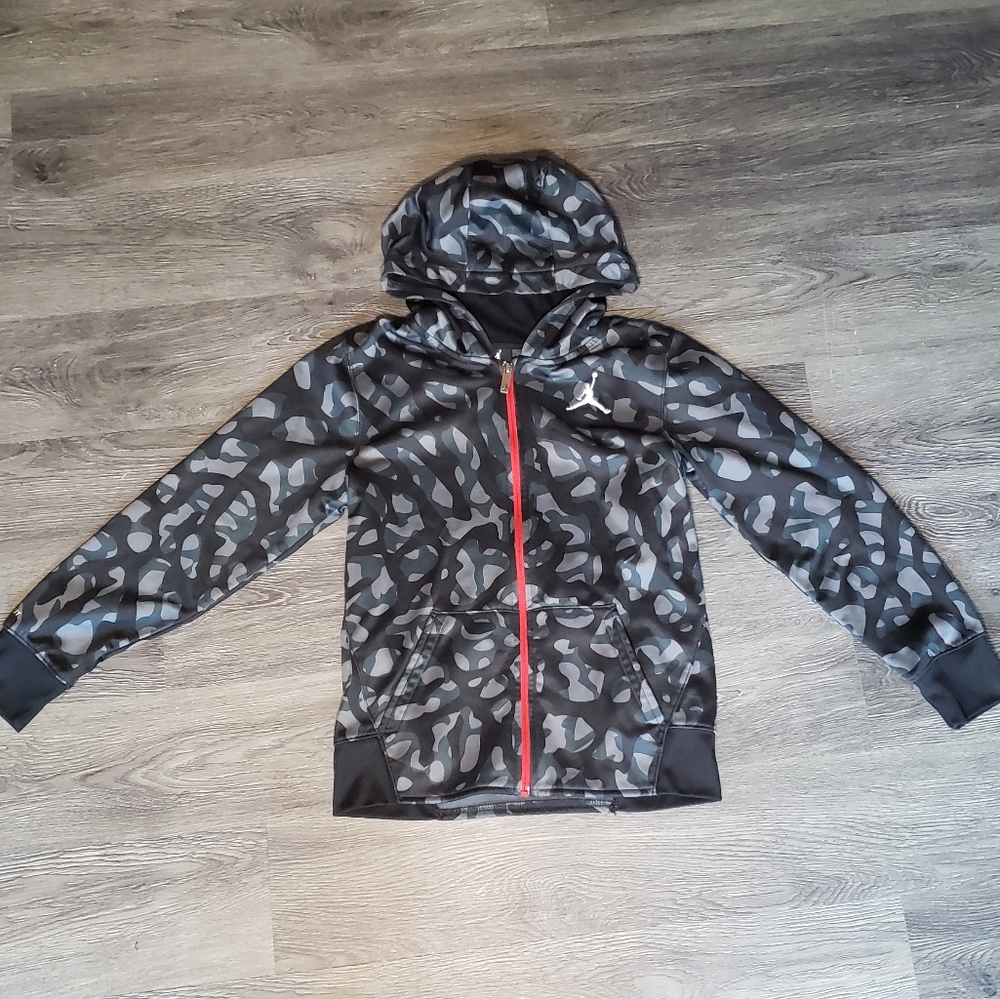 Jordan Black/Grey Camo Therma-Fit Zip up